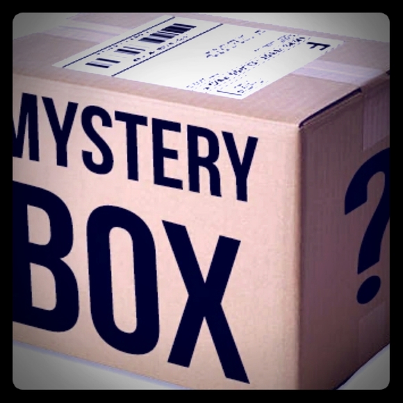 Mystery box - Picture 1 of 1